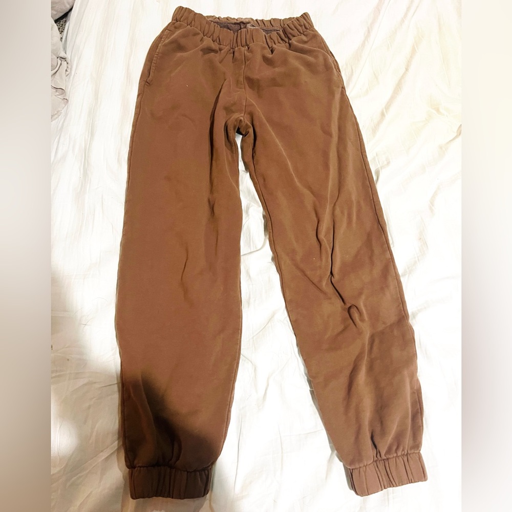 Brandy melville sweatpants!!
